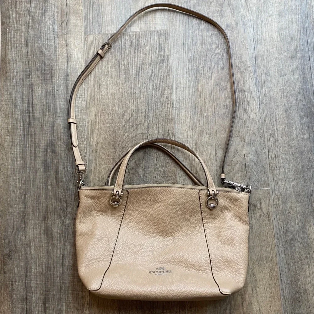 Coach Kacey Satchel‎ Taupe Pebble Leather Handbag Purse 05229 Crossbody Shoulder - Picture 2 of 9